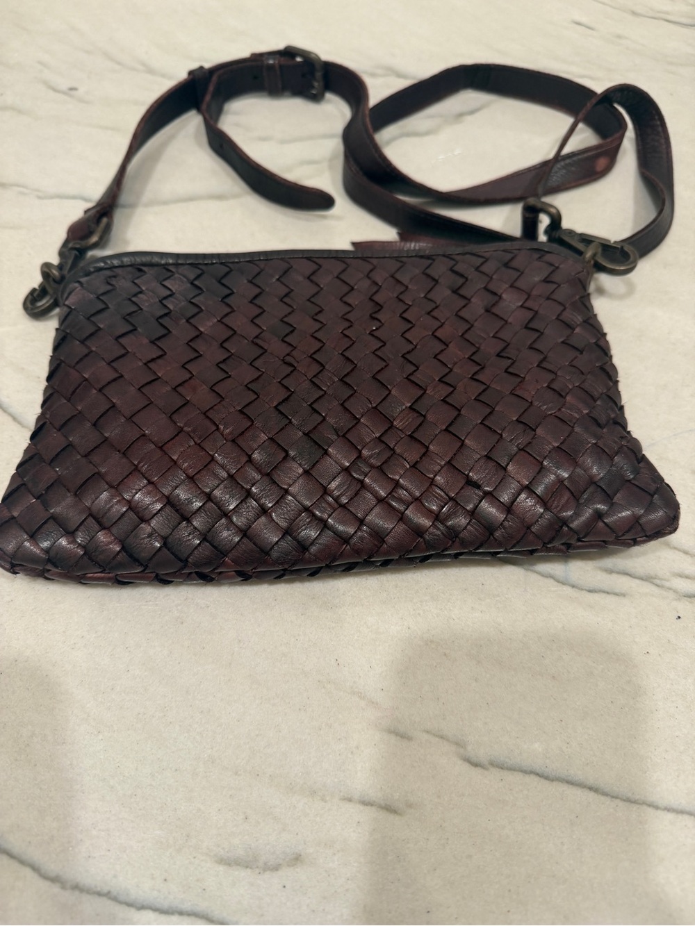 Platania Woven Italian Leather Crossbody Bag in Dark Brown Made in Italy - Picture 7 of 11